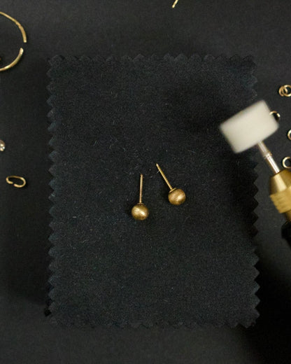 Vintage 14k Gold Ball Stud Earrings
