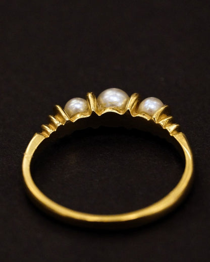 Vintage 14K Gold Pearl Ring