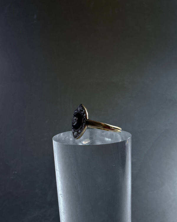 Antique 18K Gold Enamel Diamond Ring
