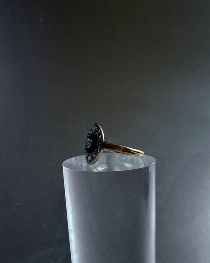 Antique 18K Gold Enamel Diamond Ring