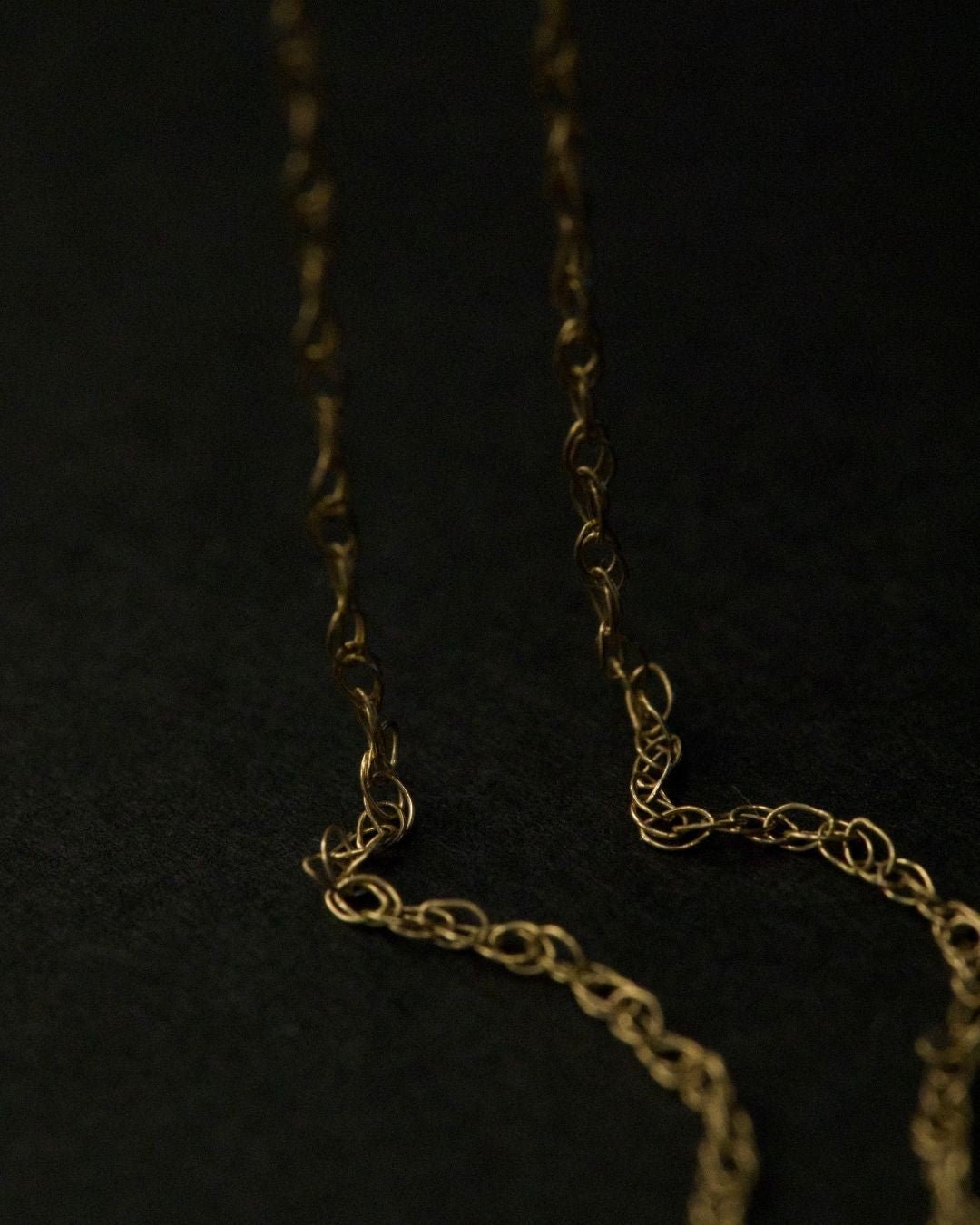 Dainty Gold Singapore Chain