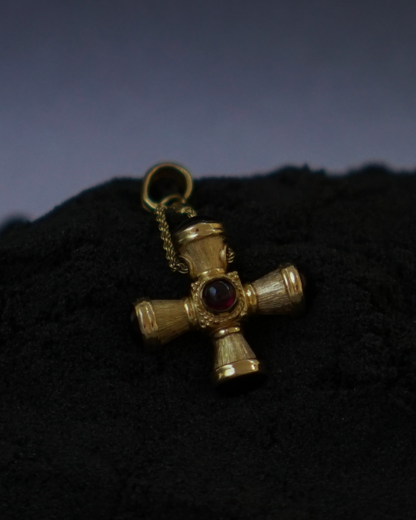 Vintage 14K Gold Italian Garnet Cross