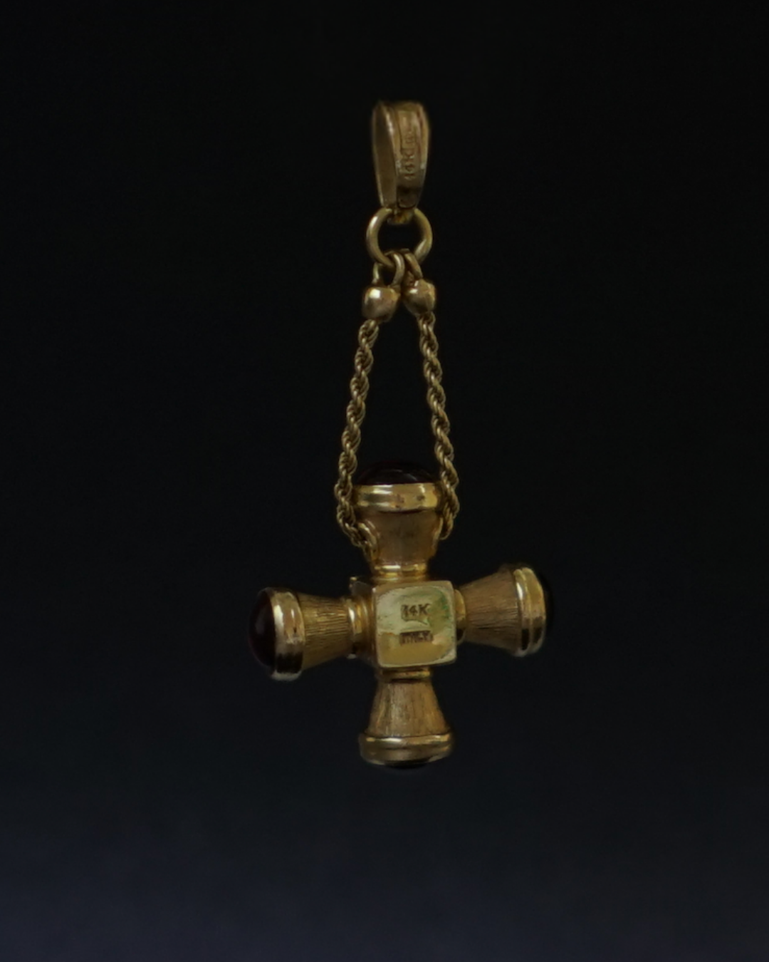 Vintage 14K Gold Italian Garnet Cross