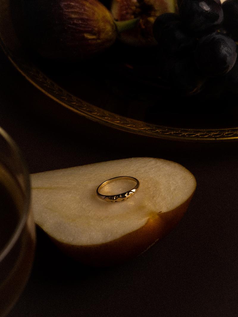 EVERYDAY DAINTY RING