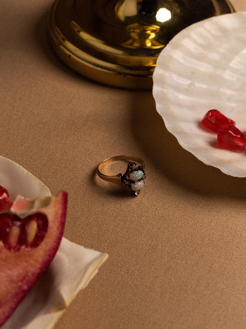 OPAL DIAMOND RING