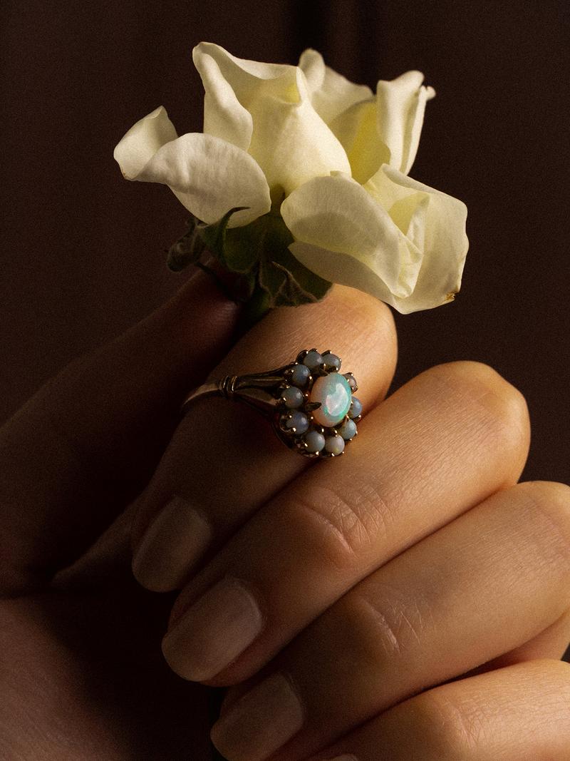 OPAL CLUSTER RING